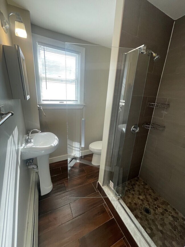 Building Photo - 296-298 Hurley Street