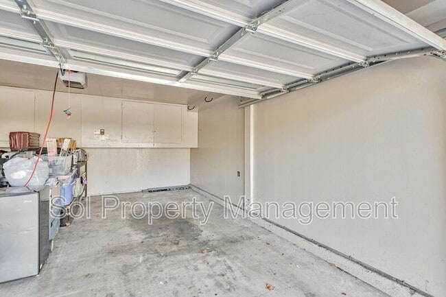 Building Photo - 4450 Starboard Ct