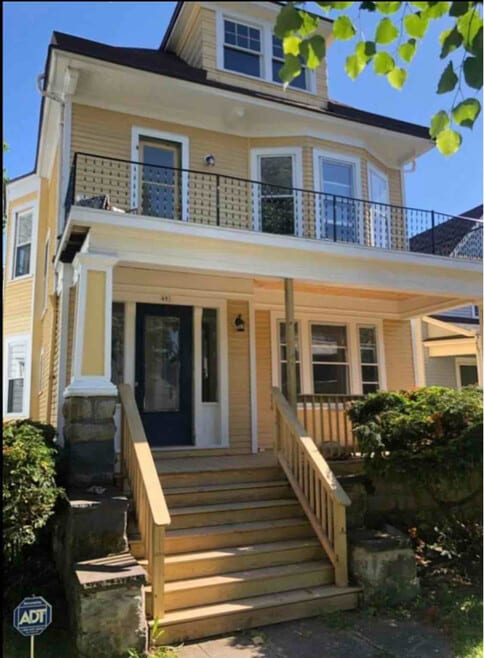 Building Photo - 171 Blaine Ave