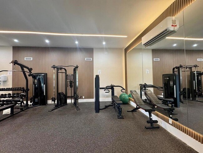 Building Photo - 1256 S Military Trail