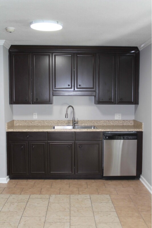 Building Photo - 1206 Stephen Ln