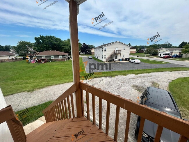 Building Photo - 5930 Fiesta Ave