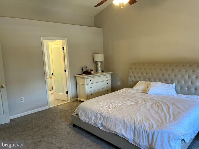 Building Photo - 20611 Coppersmith Dr