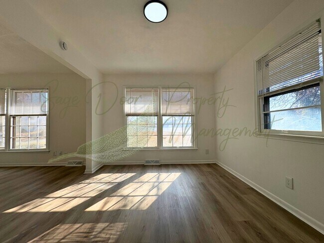 Building Photo - BEAUTIFUL HOME IN KANSAS CITY KANSAS