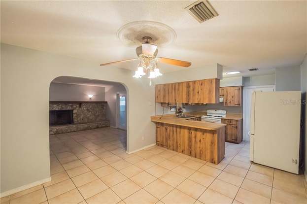 Building Photo - 2904 Sabal Palm Dr