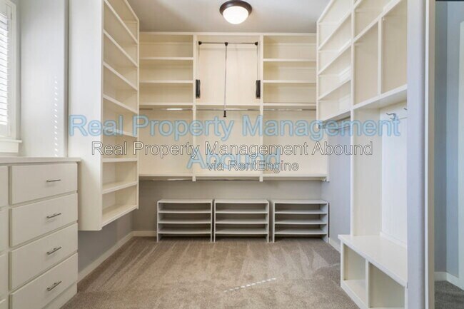 Building Photo - 6617 E 134th Pl S