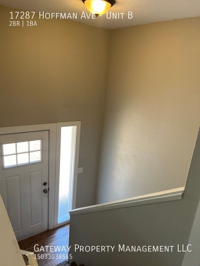 Building Photo - 17287 Hoffman Ave