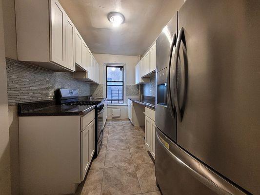 Building Photo - 1 bedroom in BRONX NY 10463