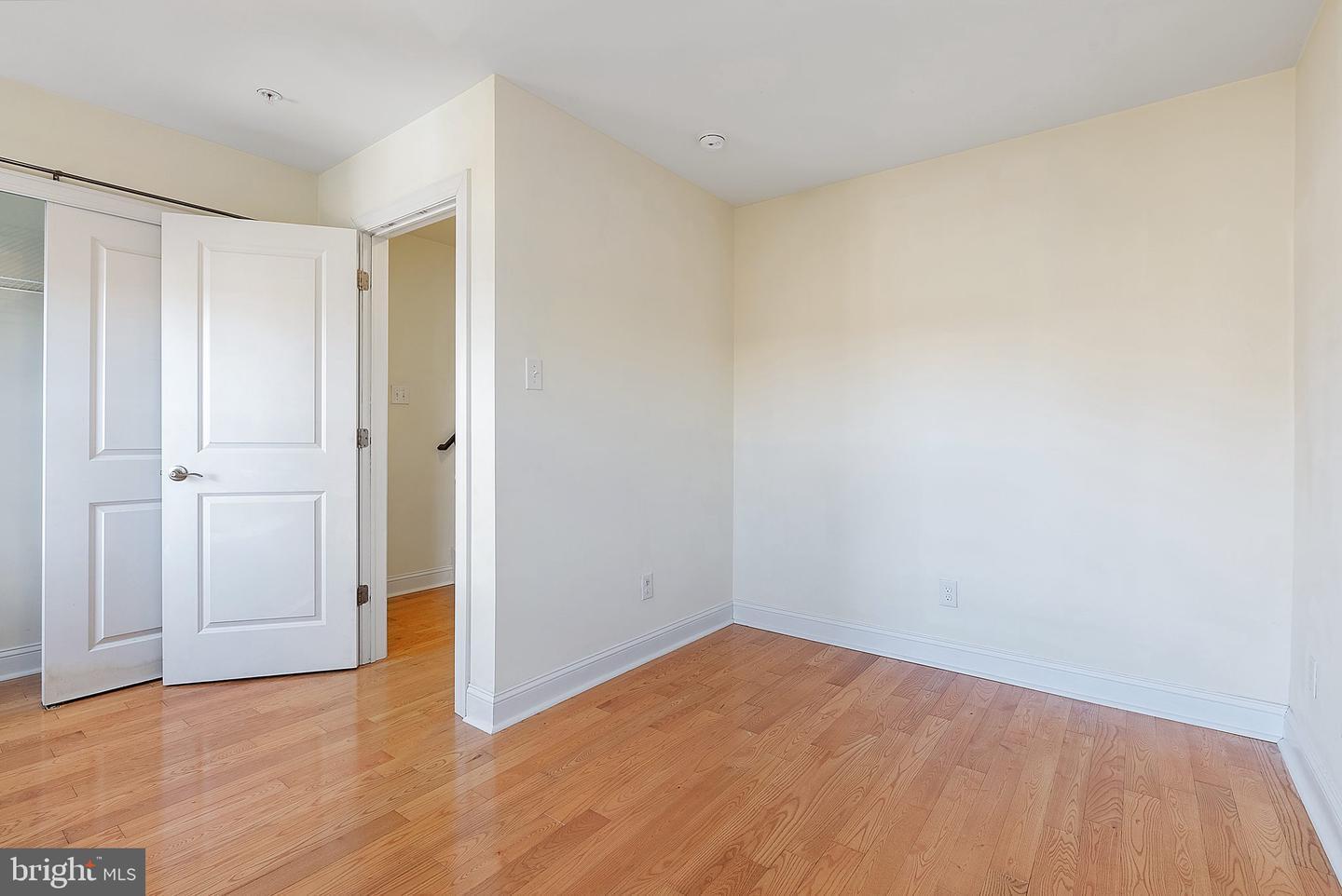 Building Photo - 1347 S 20th St