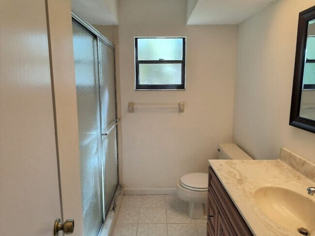 Building Photo - 9731 SW 200th Ct
