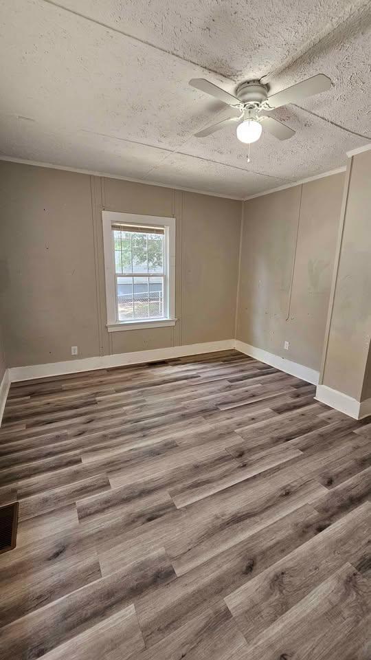 Building Photo - 5614 6th Ave