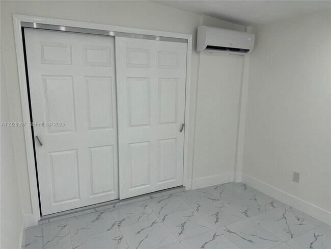 Building Photo - 20343 NW 36th Ave