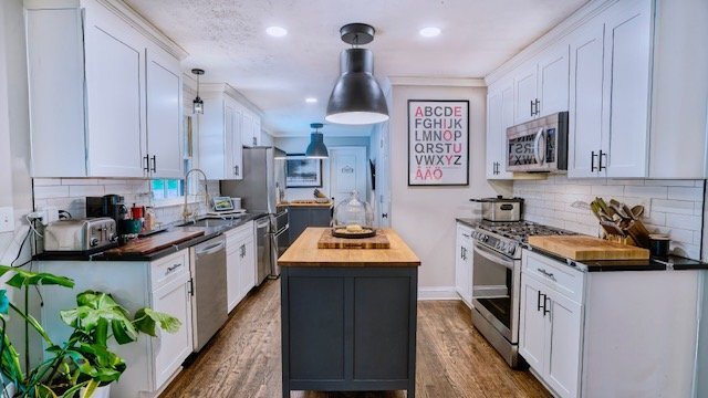 Building Photo - 3740 High Point Ln SW