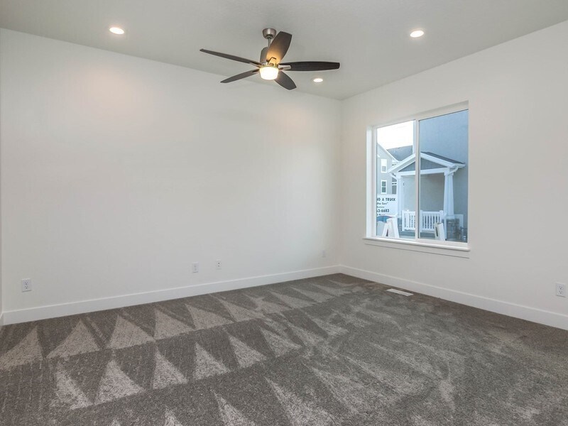 Building Photo - 2299 N 3720 W