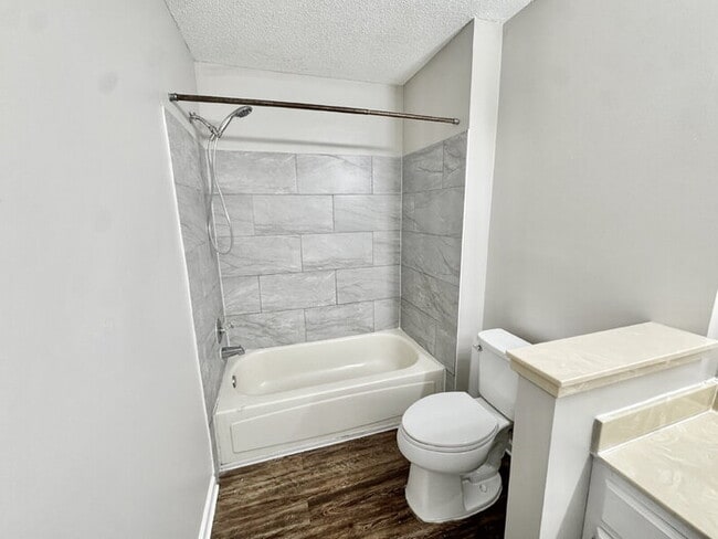 Building Photo - 8569 Kings Cross Cove