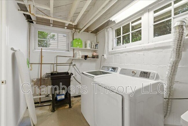 Building Photo - 314 Ethan Allen Ave