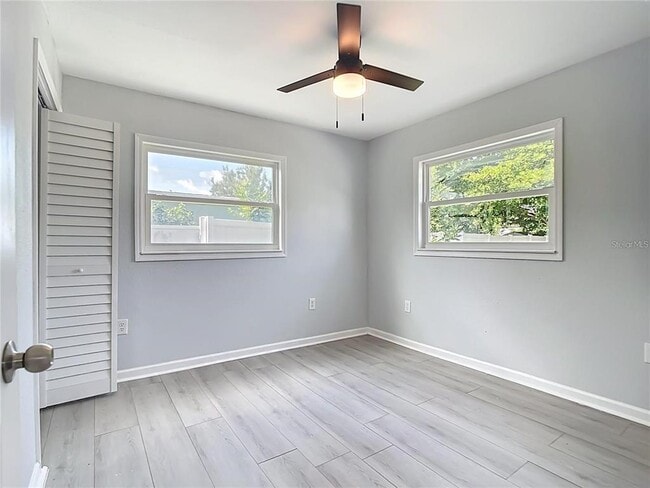 Building Photo - 3095 Pinetree St