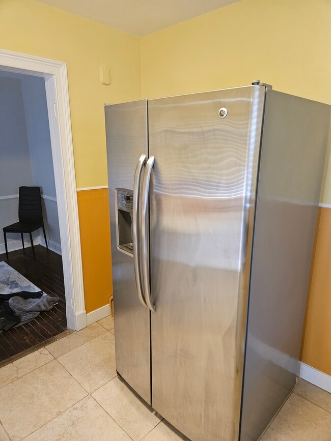 Building Photo - 3909 Patrick Ave