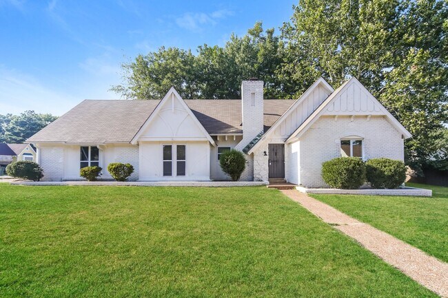 Primary Photo - 6800 Cleary Dr