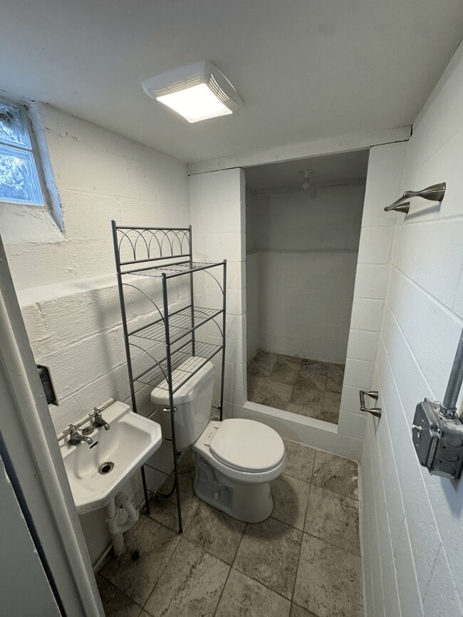 Building Photo - 20907 Watson Rd