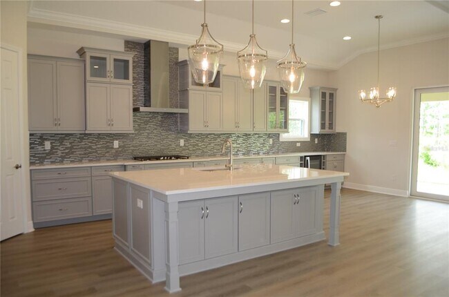 Building Photo - 35335 Big Hawk Dr