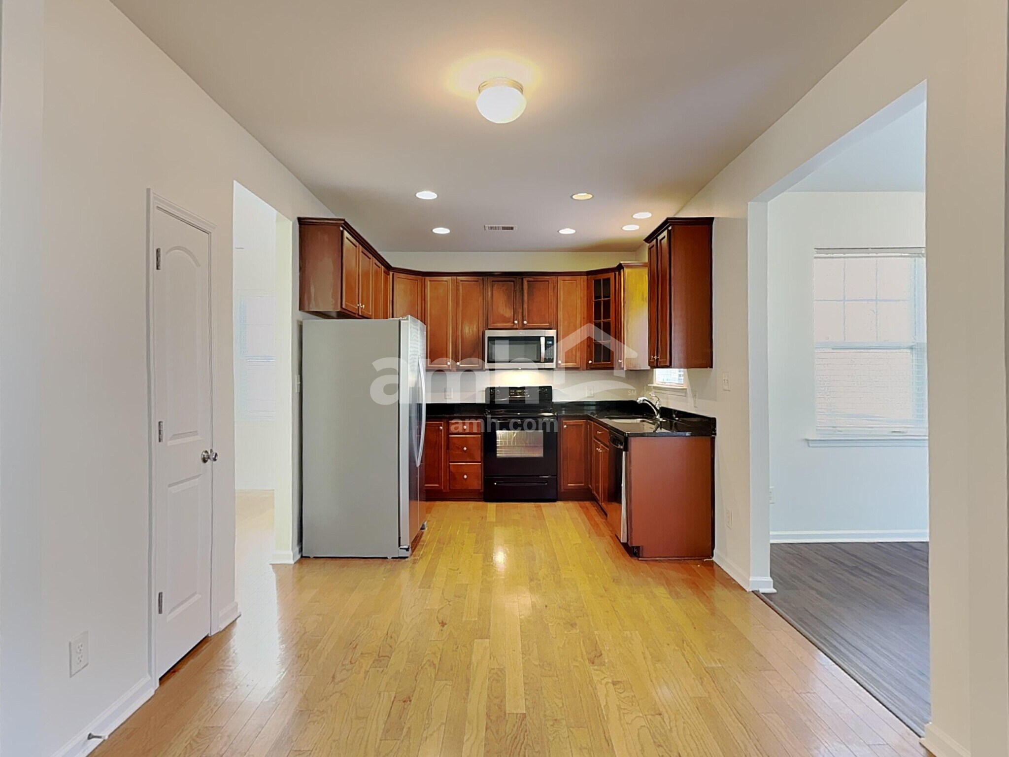 Building Photo - 10233 Broken Stone Ct