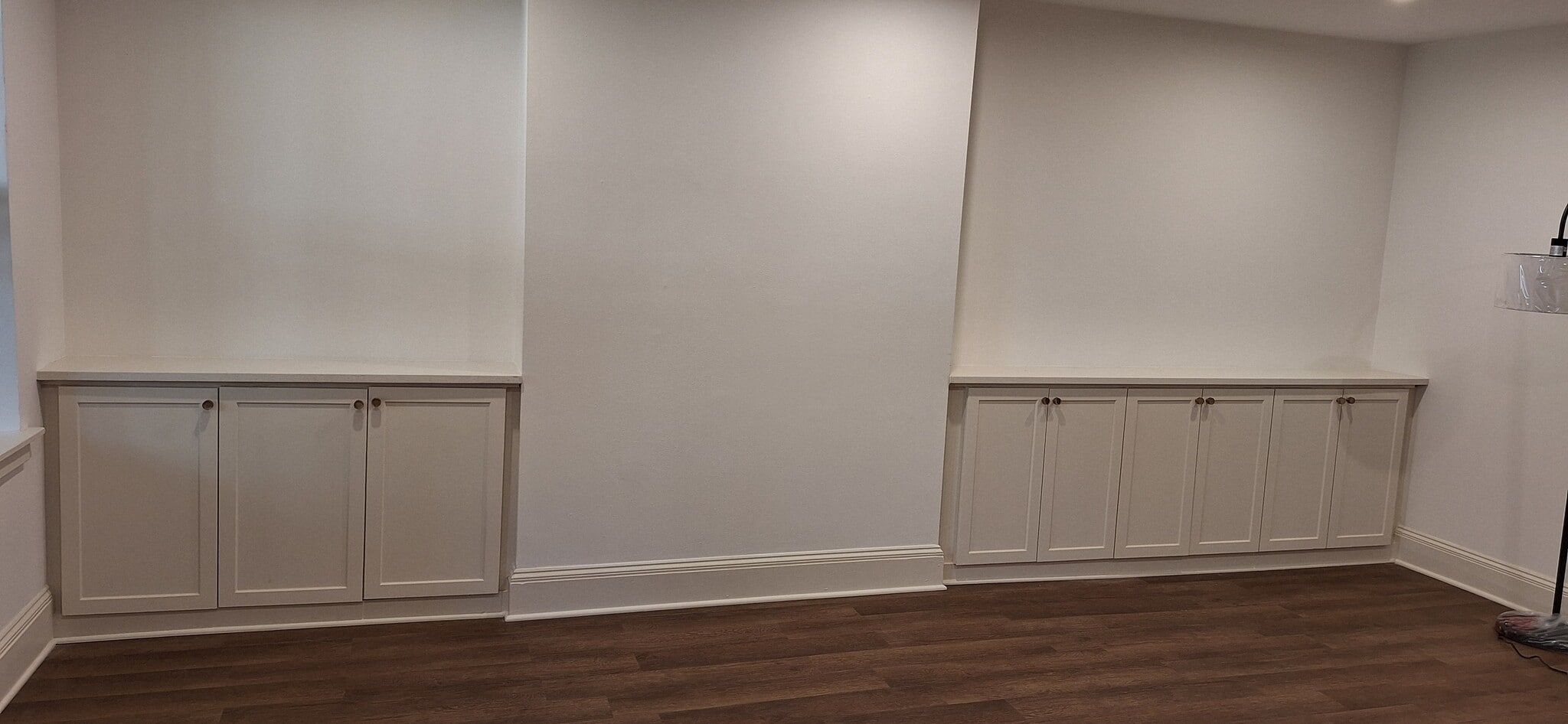 Living room - 44 E Springfield St
