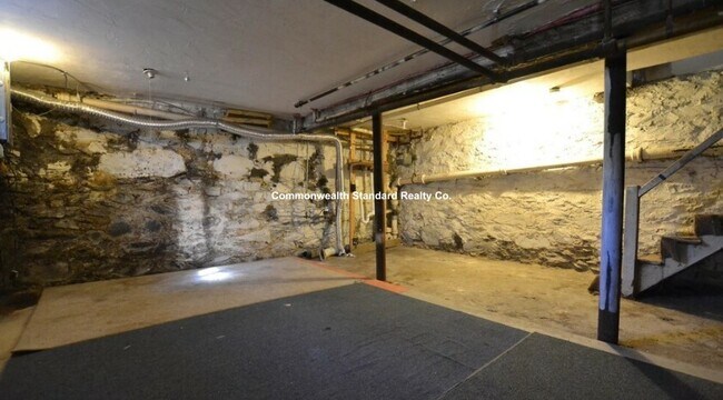 Building Photo - 4 Haskell St