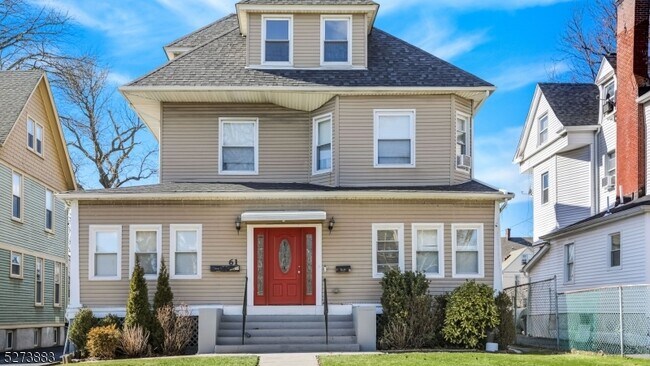 Building Photo - 61 S Maple Ave