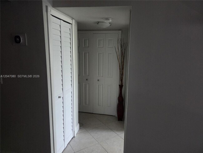 Building Photo - 4265 NW S Tamiami Canal Dr