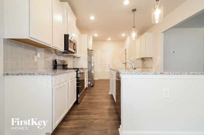 Building Photo - 400 Ashborne Ln