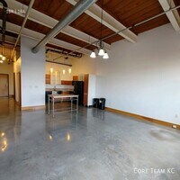 Building Photo - 382 W 22nd St