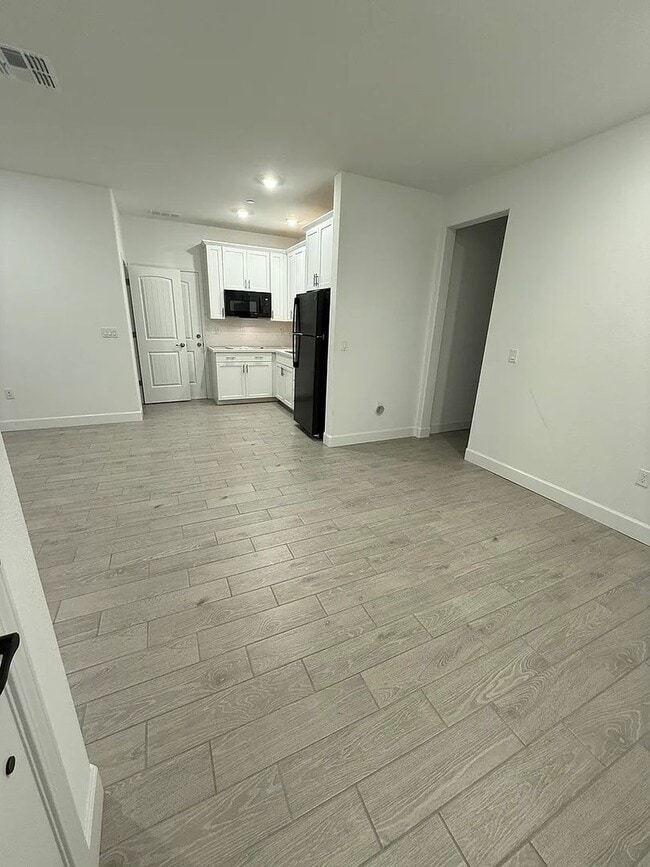 Building Photo - 1089-Blue-Range-Way