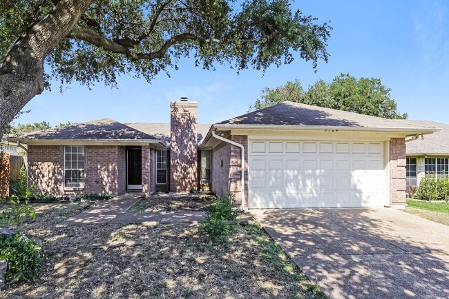 Building Photo - 3724 Clear Brook Cir