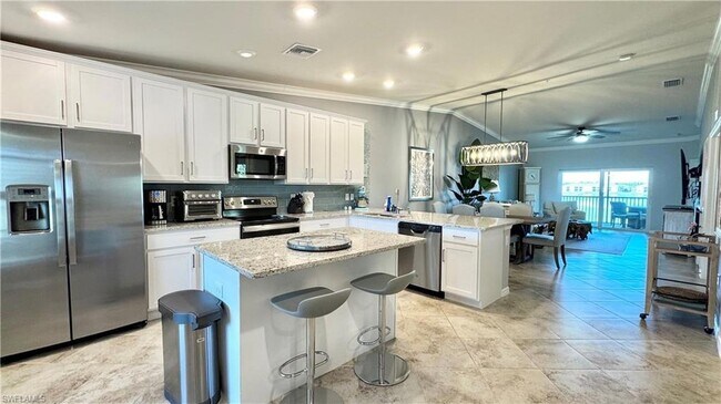 Building Photo - 43011 Greenway Blvd