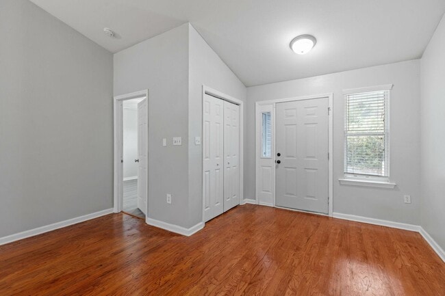 Building Photo - 1589 Quazar Rd