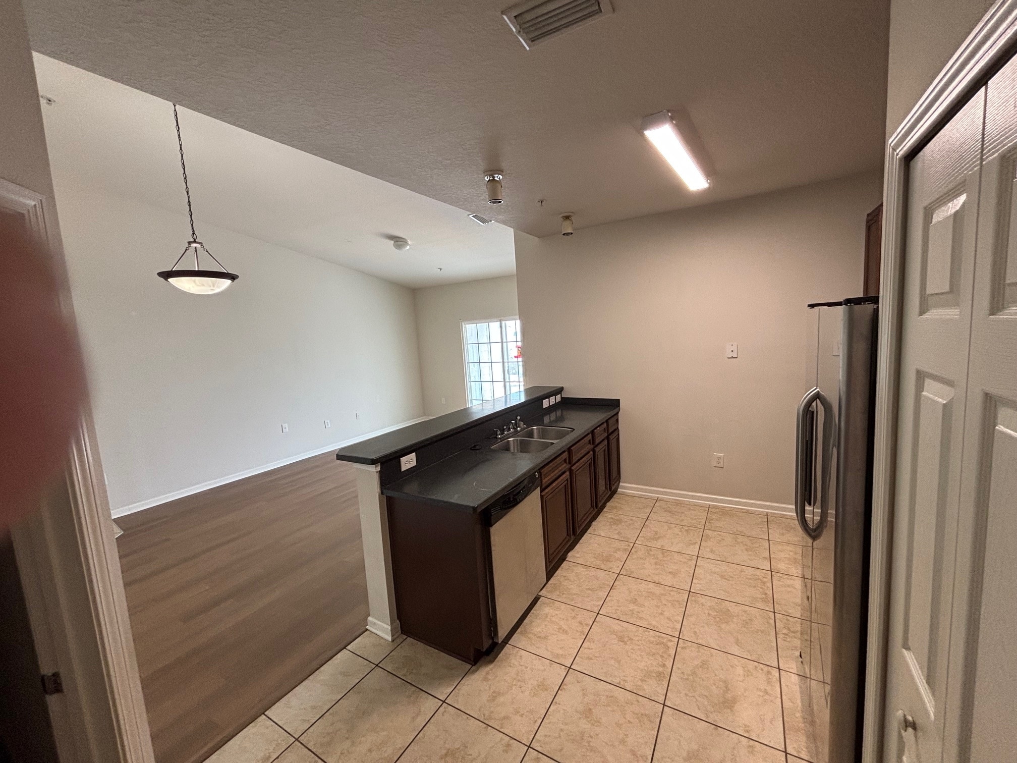Building Photo - 4917 Key Lime Dr