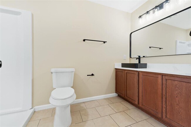 Building Photo - 3331 Clayton Terrace Dr