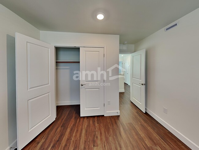 Building Photo - 7500 S Via Bombachas