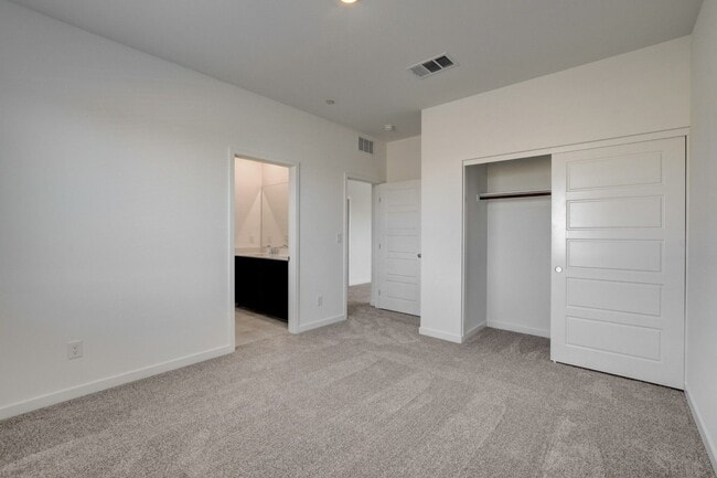 Building Photo - NEW NEXT GEN 4 Bedroom, 2 Story Home in CADENCE!