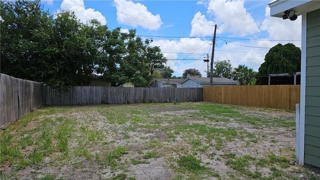 Building Photo - 4954 Urban St