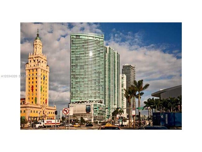 Building Photo - 888 Biscayne Blvd