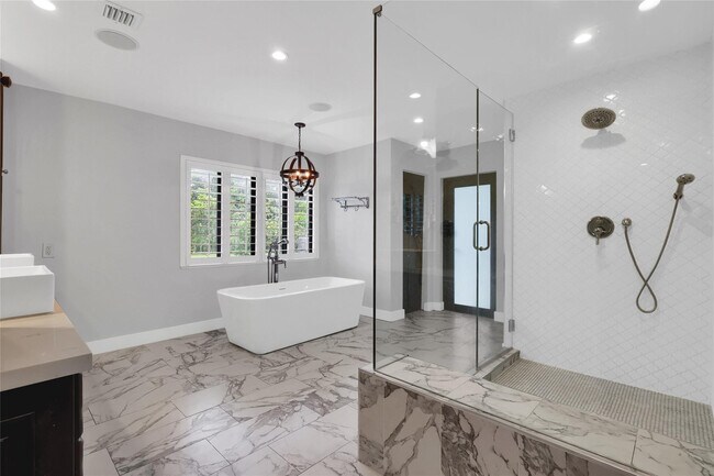 Building Photo - 14701 SW 63rd St