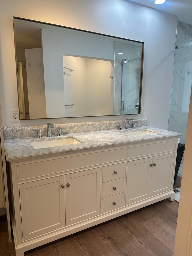 Building Photo - 9257 NW 9th Pl