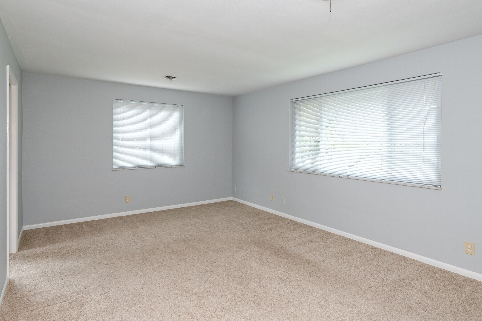 Building Photo - 1258 Westcliff Ct