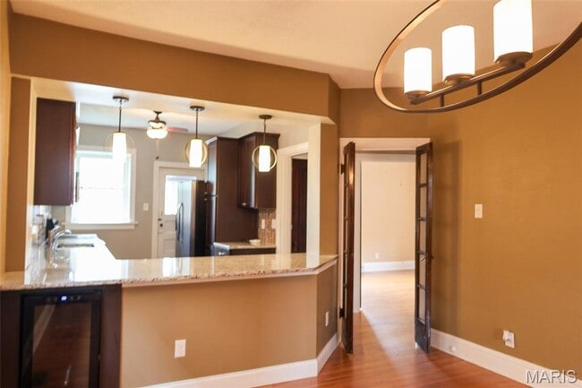 Building Photo - South City Bungalow on cul-de-sac of Charming Homes