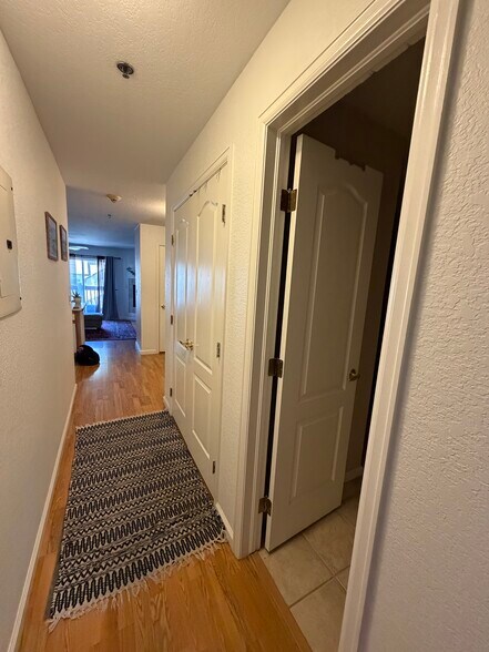 Building Photo - 205 Hurd Ln