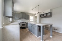 Interior Photo - 3010 Taylorsville Rd