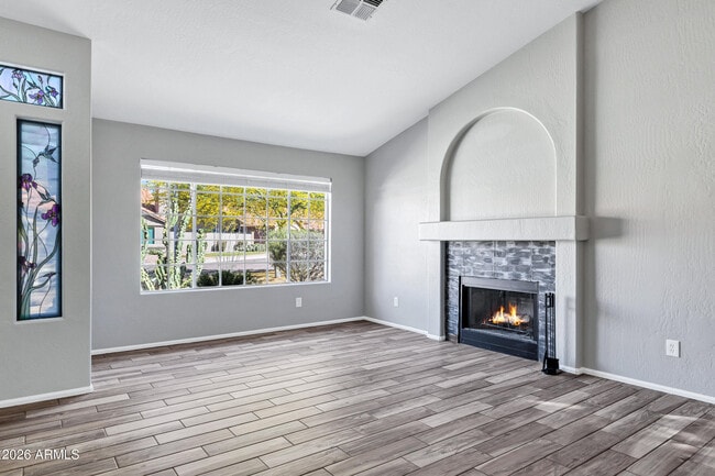 Building Photo - 4315 E Rocky Slope Dr
