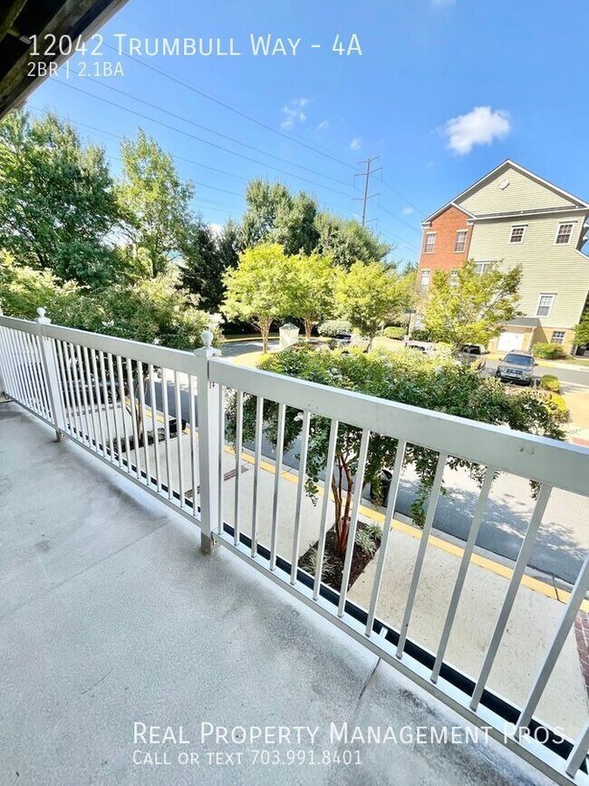 Building Photo - 12042 Trumbull Way